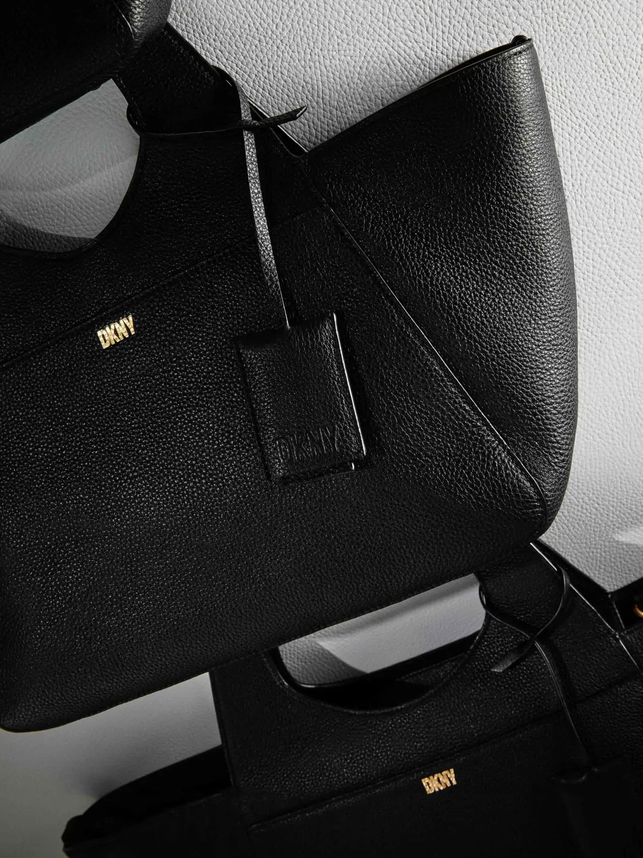 DKNY